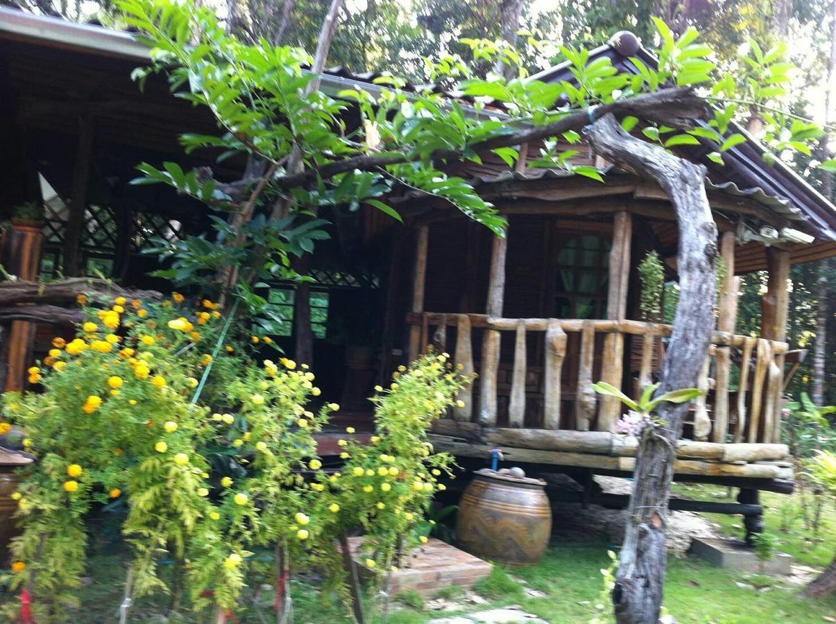 Отель Koh Kood Little Hut Ko Kut Экстерьер фото